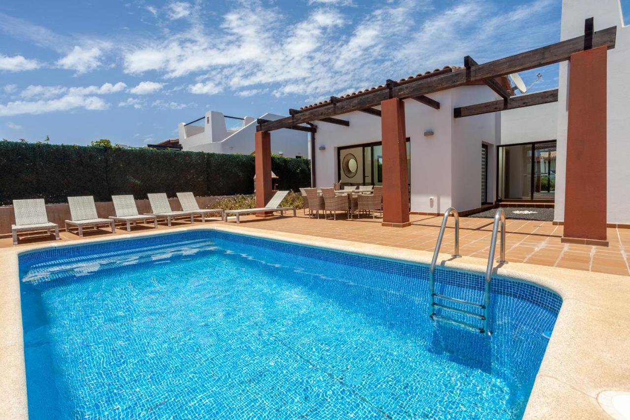 Villa Zafiro 13 Golf Private Pool Caleta De Fuste By Holidays Home Exterior photo