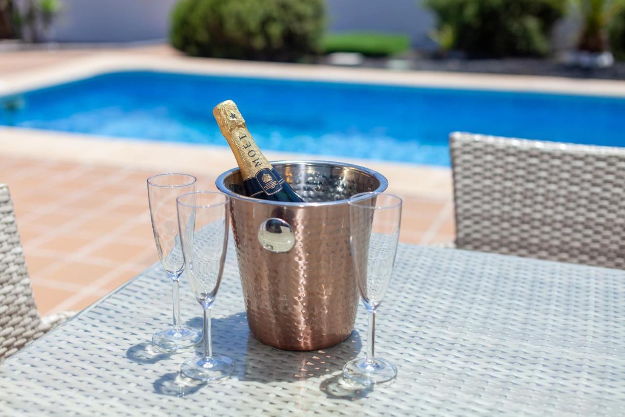 Villa Zafiro 13 Golf Private Pool Caleta De Fuste By Holidays Home Exterior photo