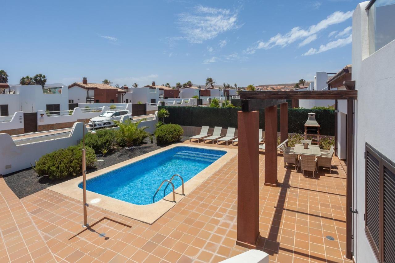 Villa Zafiro 13 Golf Private Pool Caleta De Fuste By Holidays Home Exterior photo